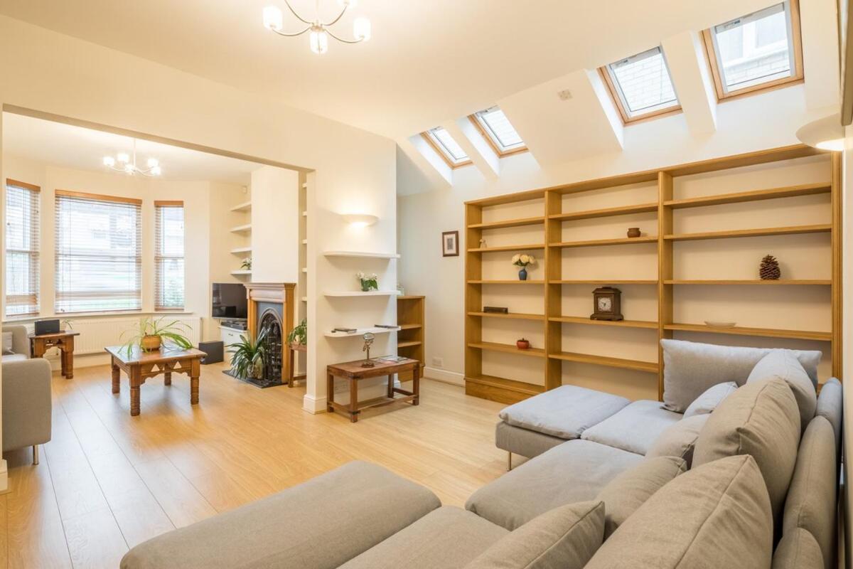 Large 4 Bedroom Home With Garden And Free Parking Кембридж Екстер'єр фото