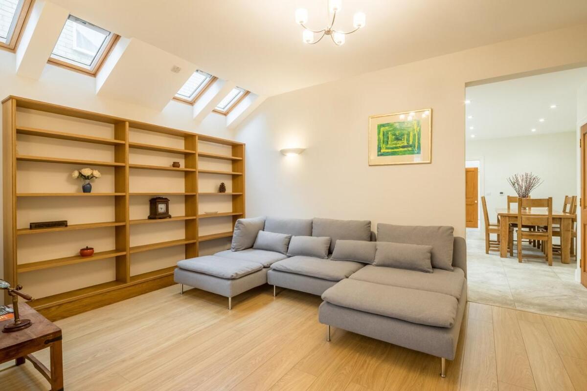 Large 4 Bedroom Home With Garden And Free Parking Кембридж Екстер'єр фото
